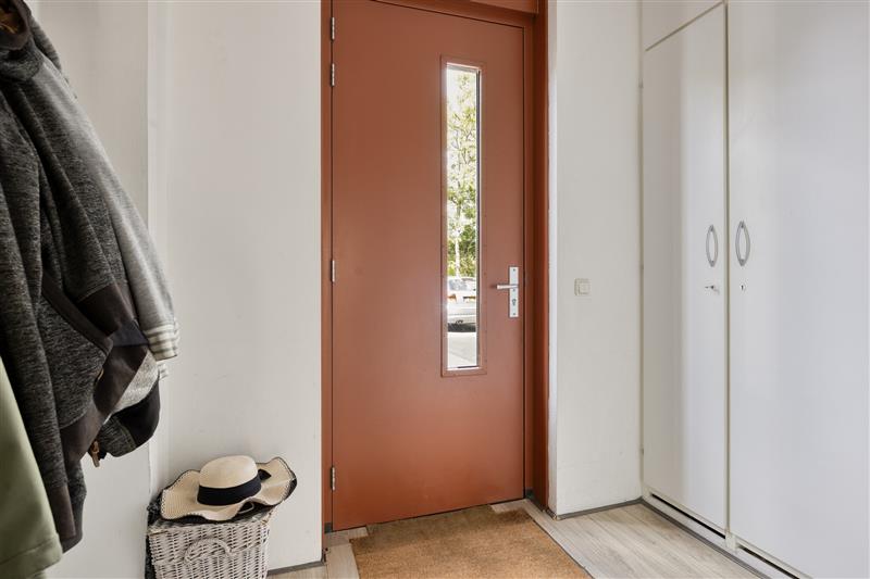 Tussenwoning te koop: Wilniserf 35, Tilburg