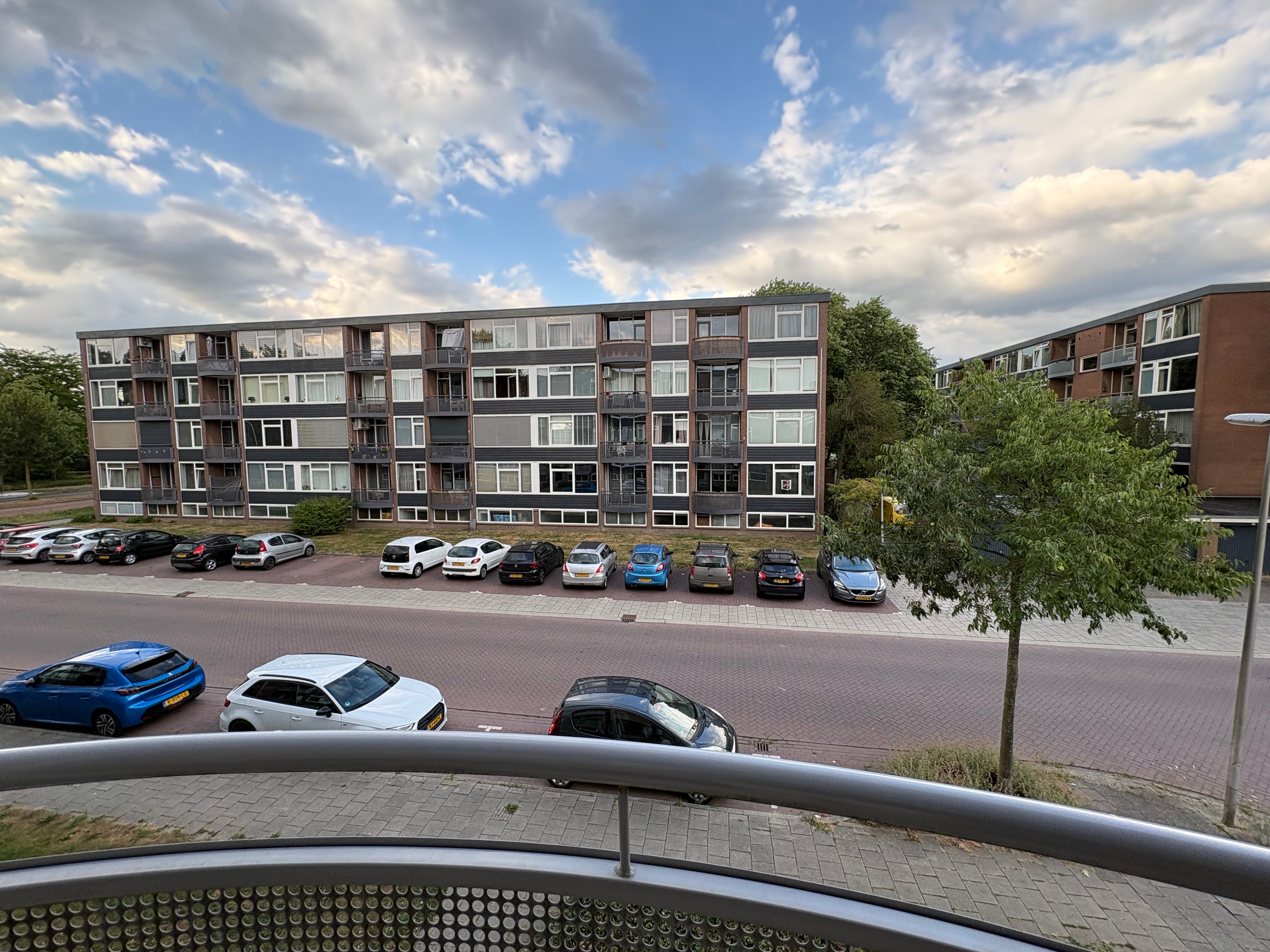 Appartement te huur: Koningin Wilhelminalaan 43, Deventer