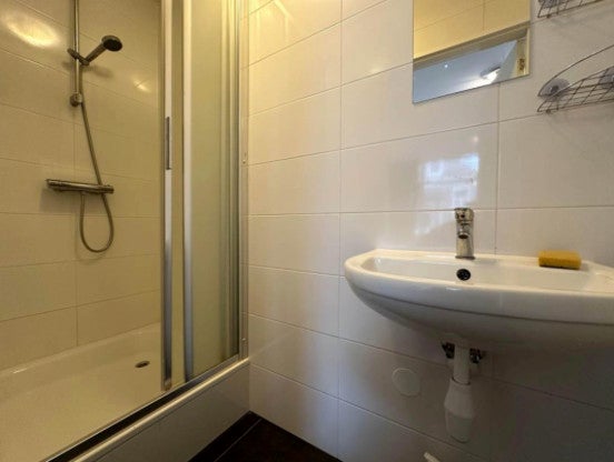 Studio aan de Vijverhofstraat in Rotterdam (3032 SM)