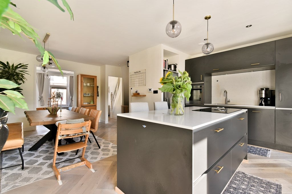Appartement te koop: Cornelis Anthoniszstraat 70-3, Amsterdam