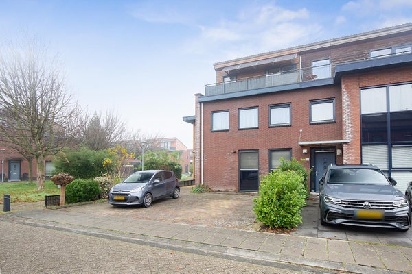 Huis Delacroixstraat in Almere