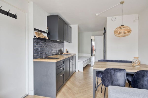 Appartement Middelmeede in Made