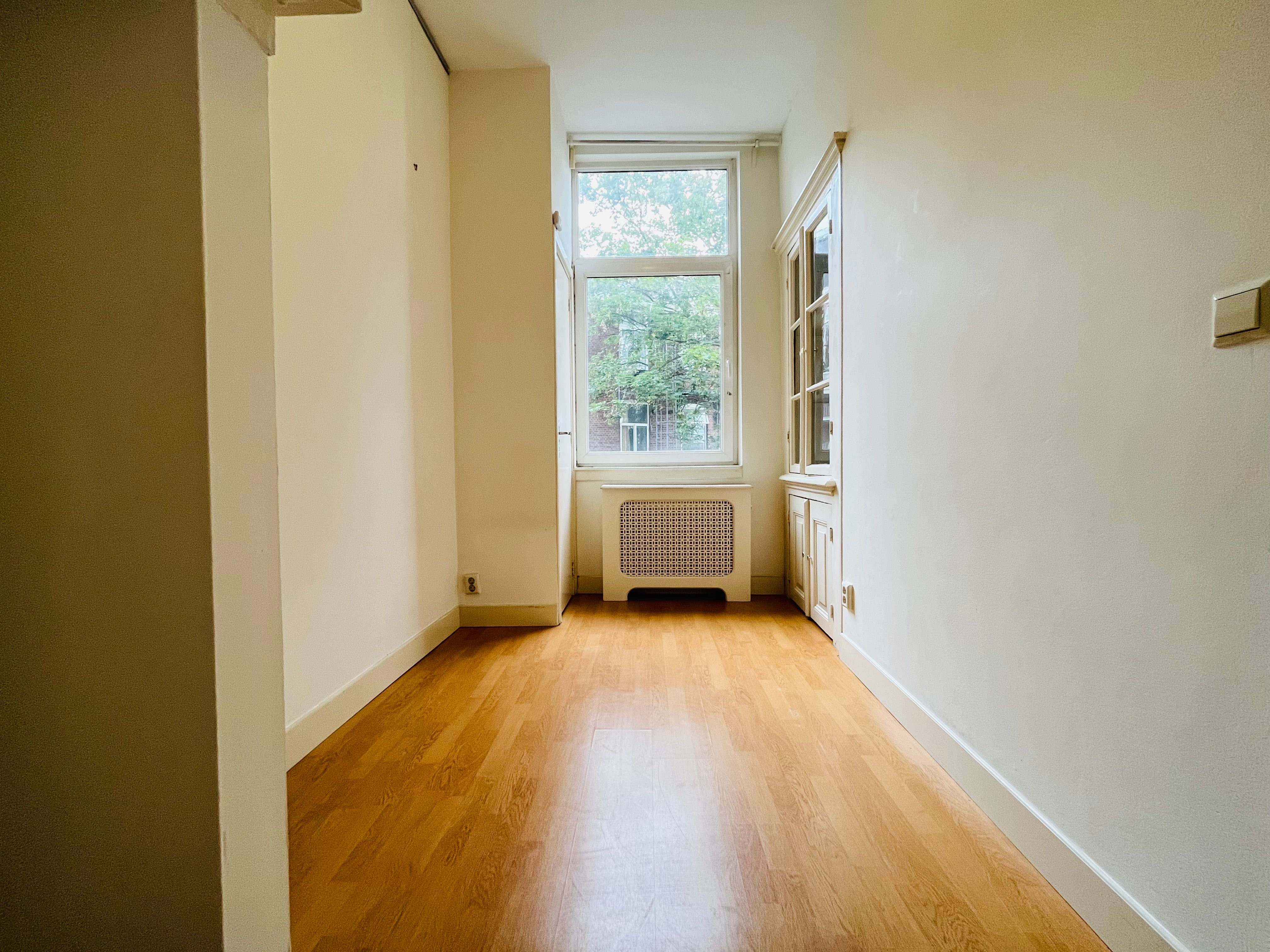 Appartement te huur: De la Reyweg 8, 'S-Gravenhage