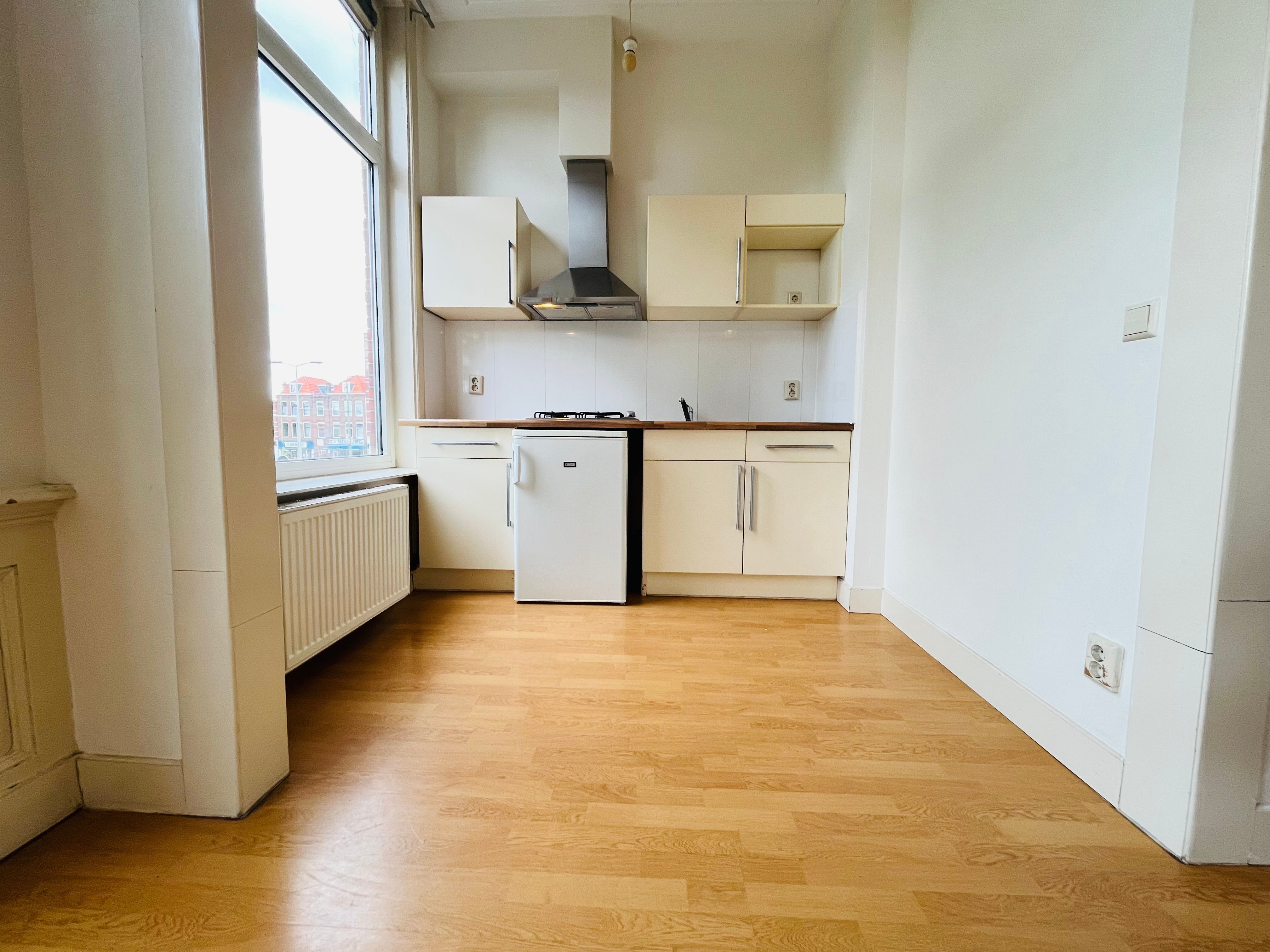 Appartement te huur: De la Reyweg 8, 'S-Gravenhage