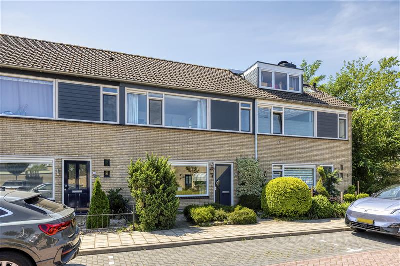 Huis Van Goghlaan 12 in Woudenberg