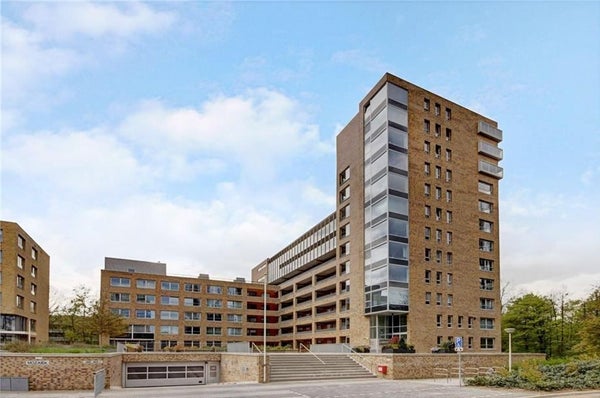 Flat Laan van de Helende Meesters in Amstelveen