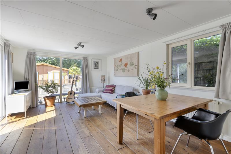 Vrijstaande woning te koop: Burgemeester Dalenbergstraat 50-554, West-Graftdijk