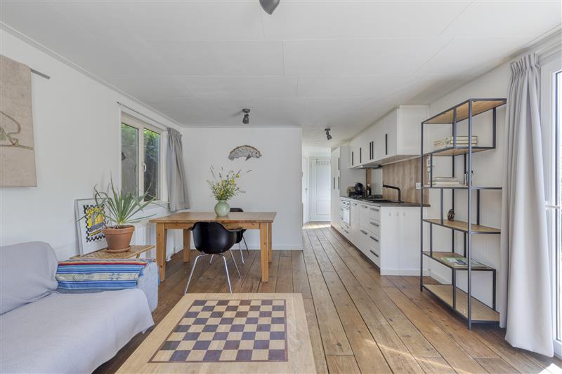 Vrijstaande woning te koop: Burgemeester Dalenbergstraat 50-554, West-Graftdijk
