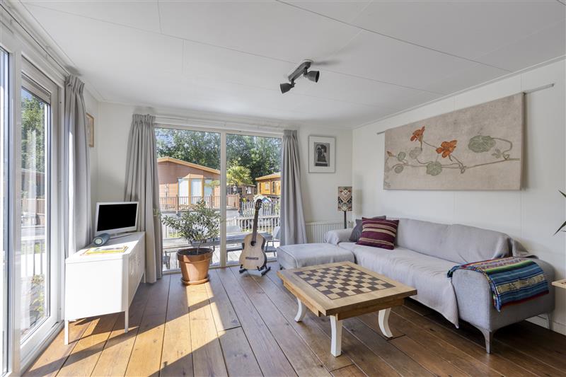 Vrijstaande woning te koop: Burgemeester Dalenbergstraat 50-554, West-Graftdijk