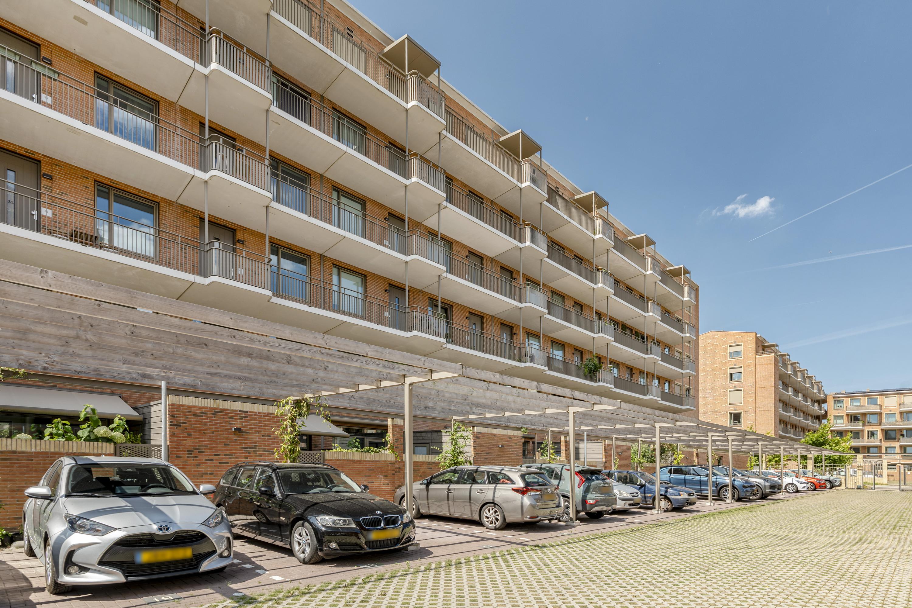 Appartement Jacob Geelstraat 103 in Amsterdam