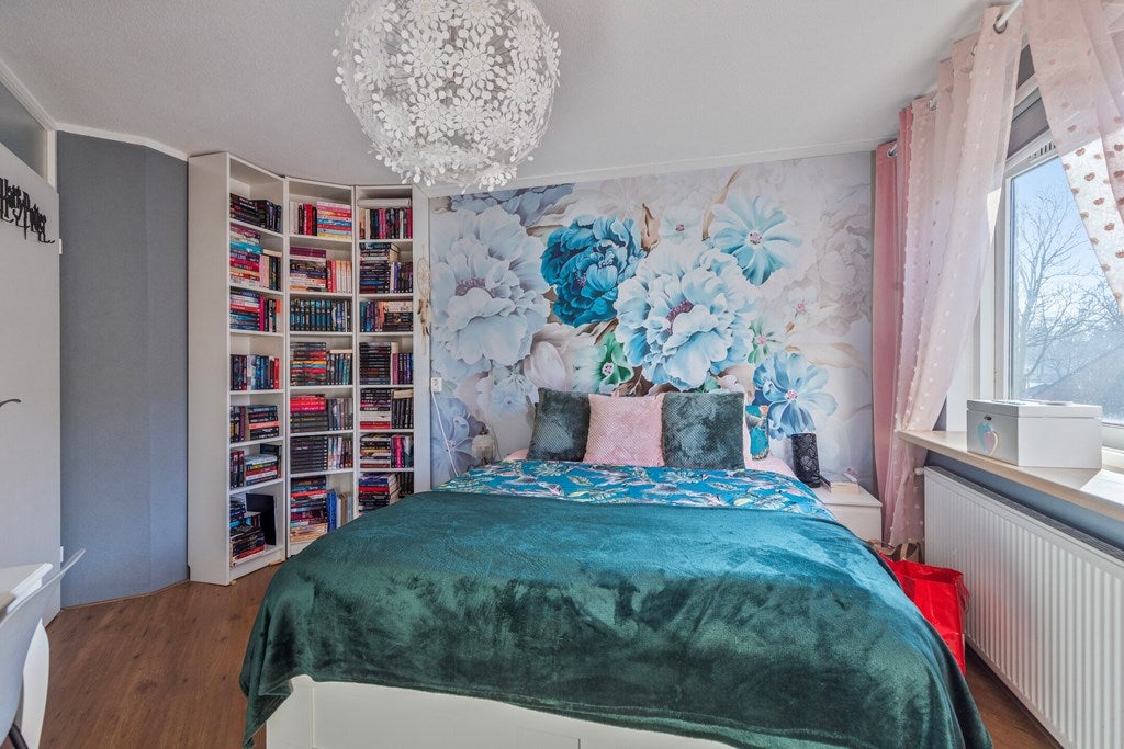 Tussenwoning te koop: Lijster 22, Hoogvliet Rotterdam
