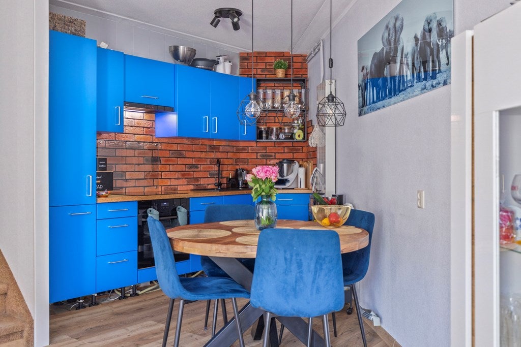 Tussenwoning te koop: Lijster 22, Hoogvliet Rotterdam