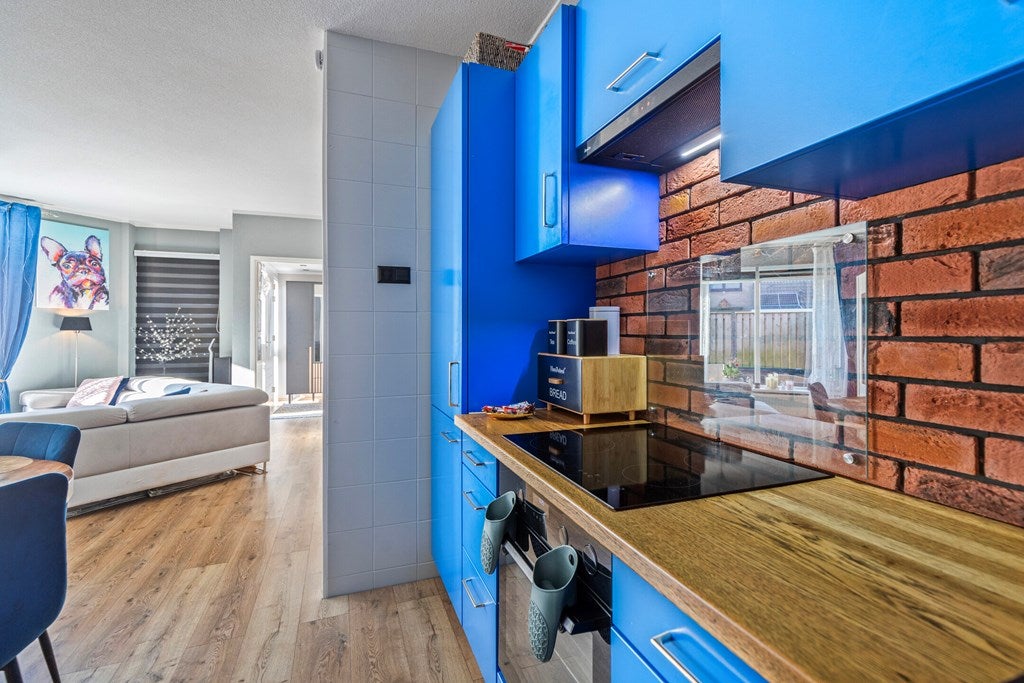 Tussenwoning te koop: Lijster 22, Hoogvliet Rotterdam