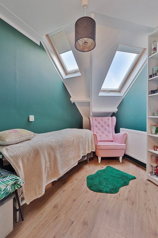 Tussenwoning te koop: Lijster 22, Hoogvliet Rotterdam