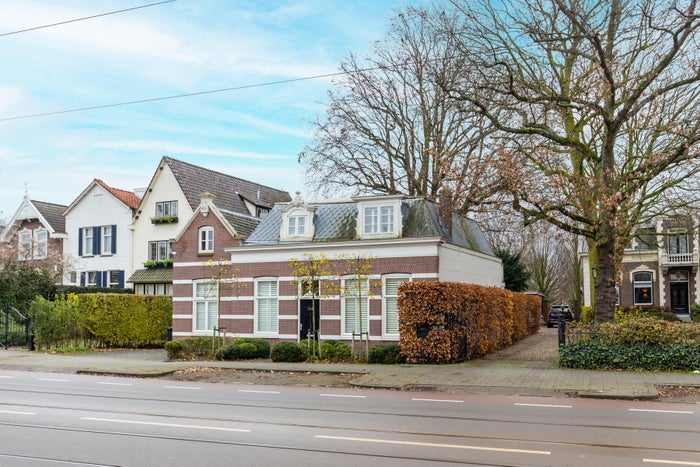 Te huur: Huis Straatweg 246 in Rotterdam