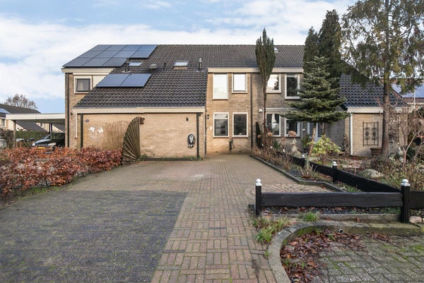Huis te koop De Kamperfoelie 4 in Vroomshoop voor € 239.000