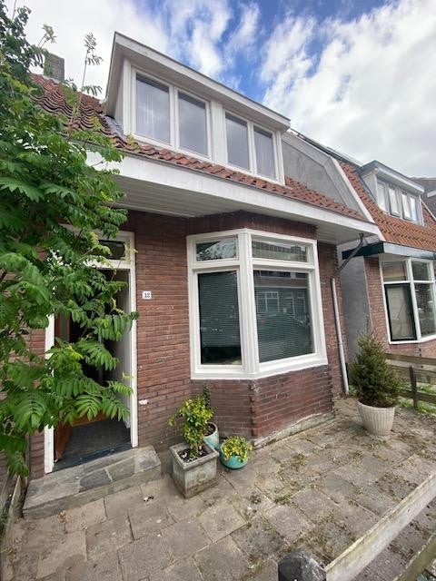 Huis Bernhardus Bumastraat 12
