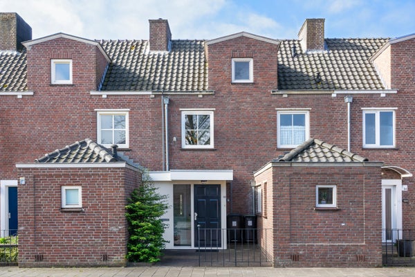 St Lebuinuslaan 36 in Eindhoven