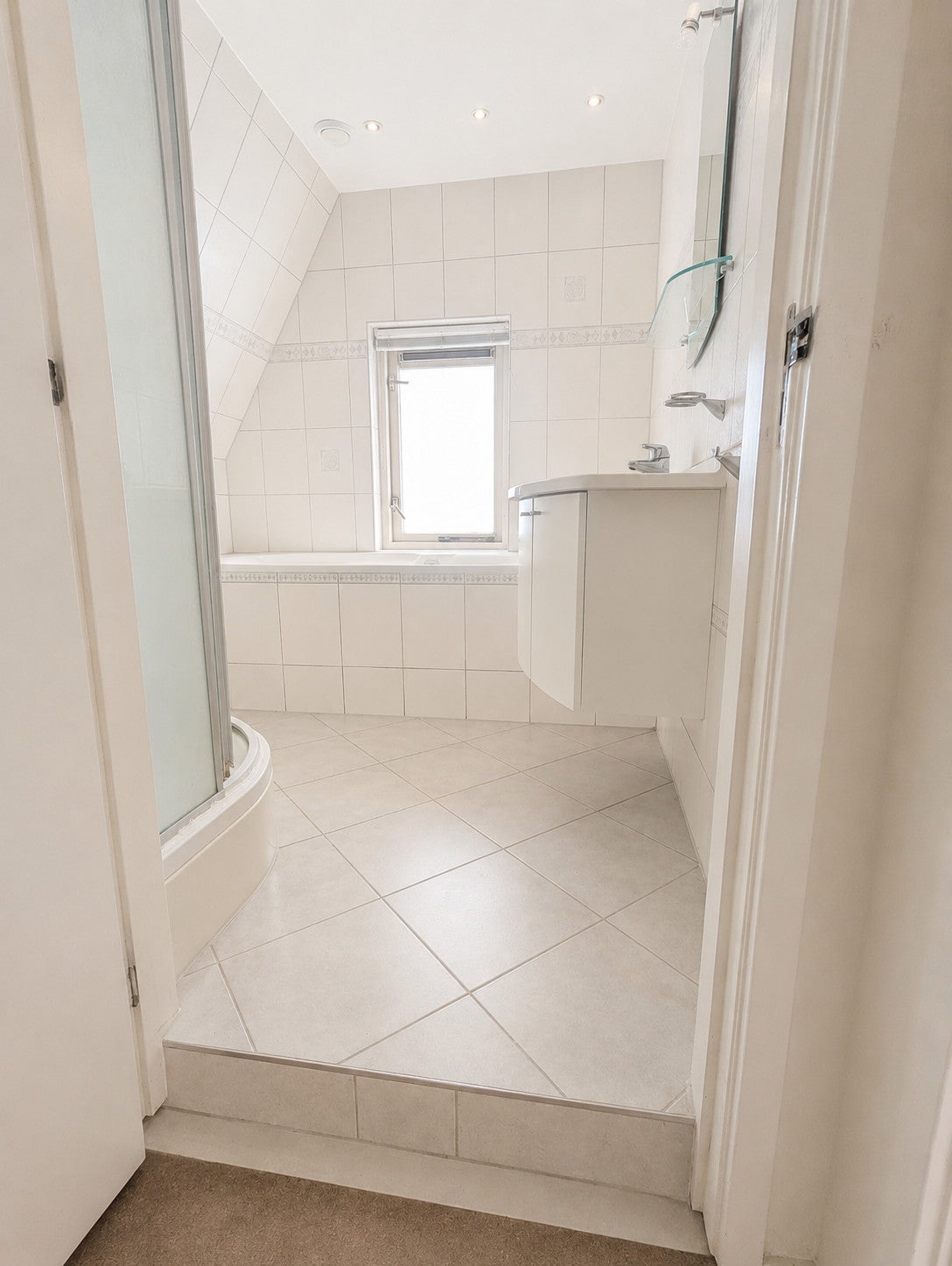 Kamer te huur: Hoge Rijndijk, Zoeterwoude