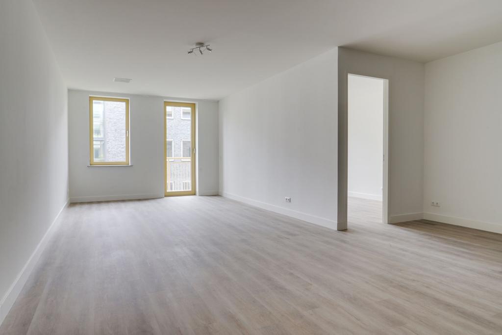 Appartement te huur: Naritaweg 195D, Amsterdam