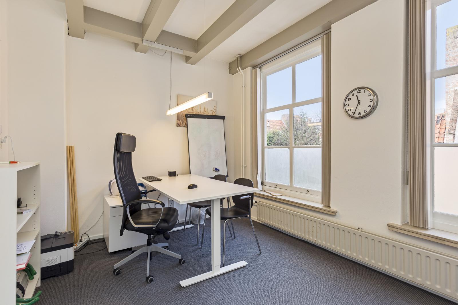 Tussenwoning te koop: Herenstraat 18, Middelburg