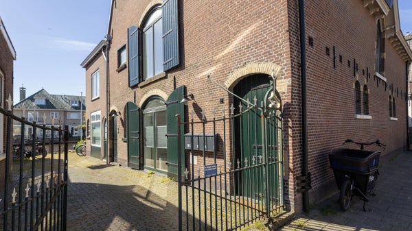 Etagenwohnung Lage Rijndijk 18 C in Leiden