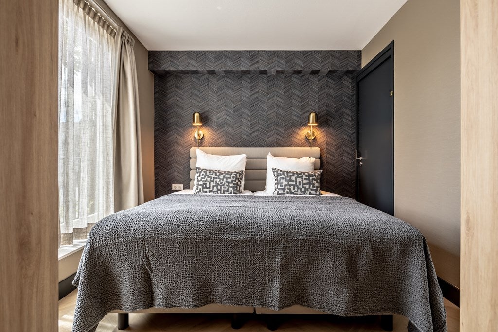Appartement te huur: Koornmarkt 16, Delft