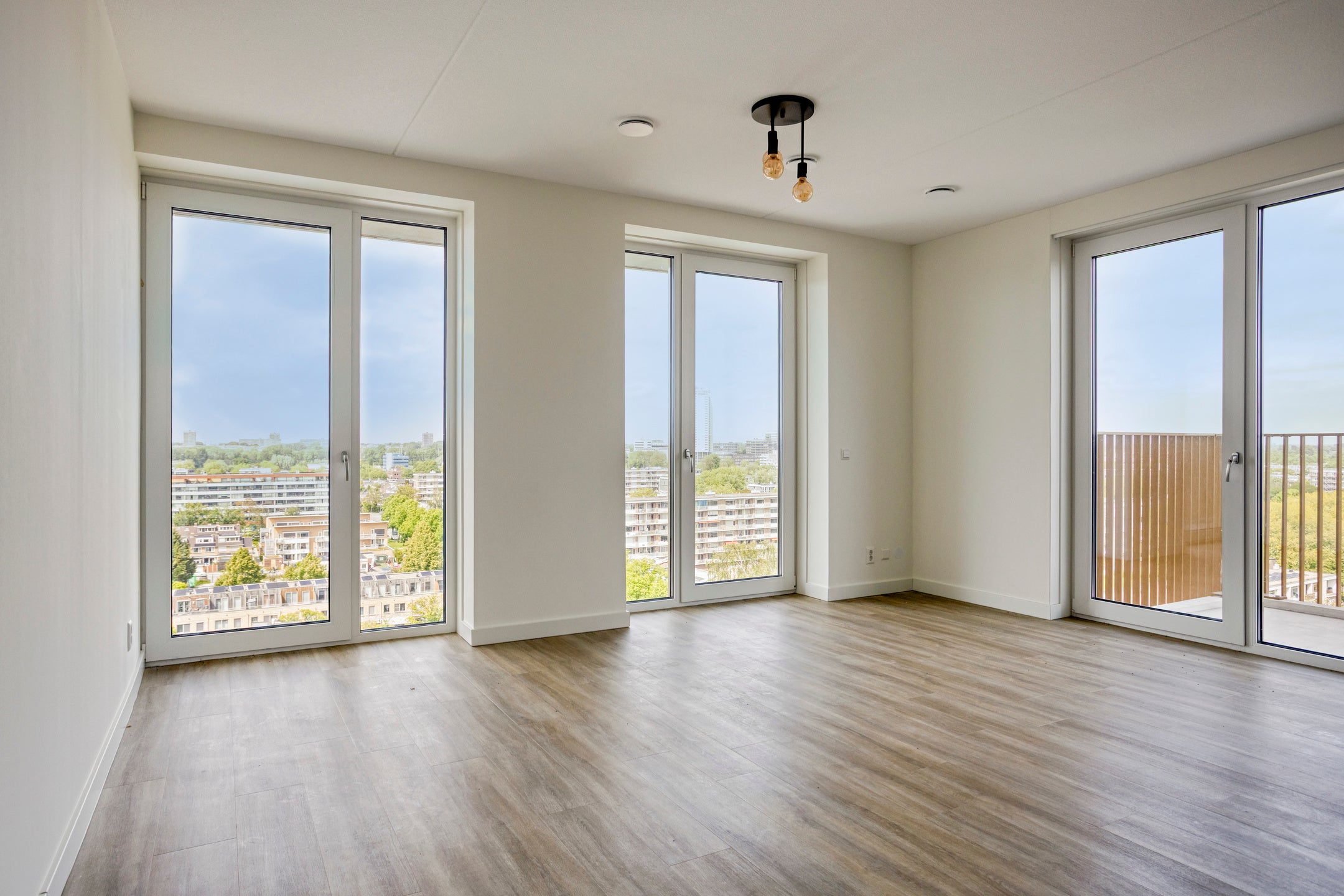 Appartement te koop: Jaap van der Hoekplaats 222, Rotterdam