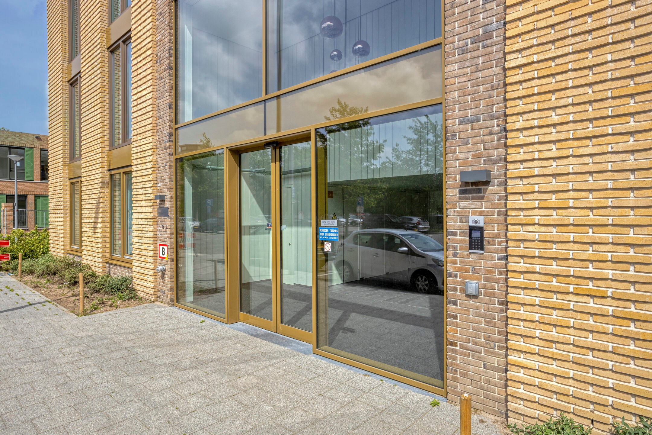 Appartement te koop: Jaap van der Hoekplaats 222, Rotterdam