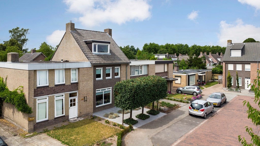 Huis Te Koop Klaproosstraat 22 In Bergeijk Voor € 345.000