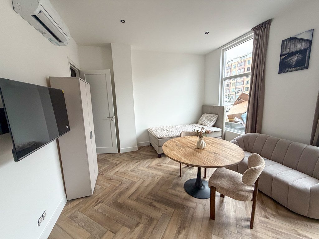 Room Schiekade