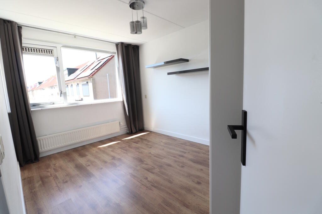 Tussenwoning te koop: Jivestraat 27, Almere