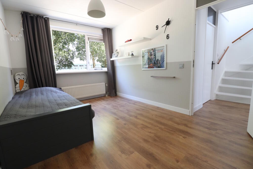 Tussenwoning te koop: Jivestraat 27, Almere