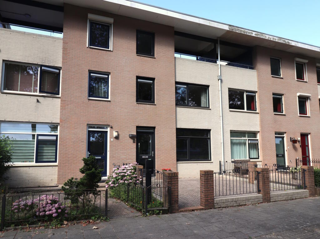 Huis Jivestraat 27 in Almere