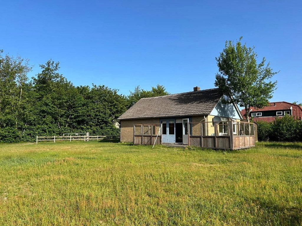Huis Duinweg Lies 15 in Lies