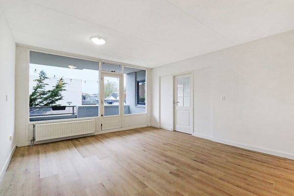 Te huur: Appartement Scherpenzeelstraat 75 in Amsterdam