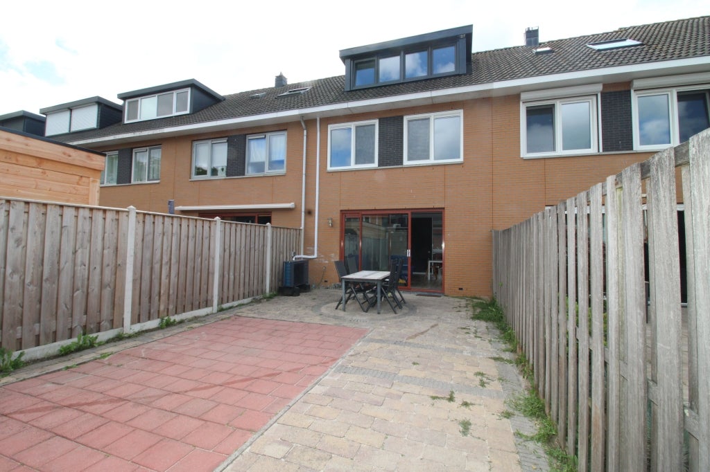 Woning te huur: Koning Hollewijnstraat, Almere