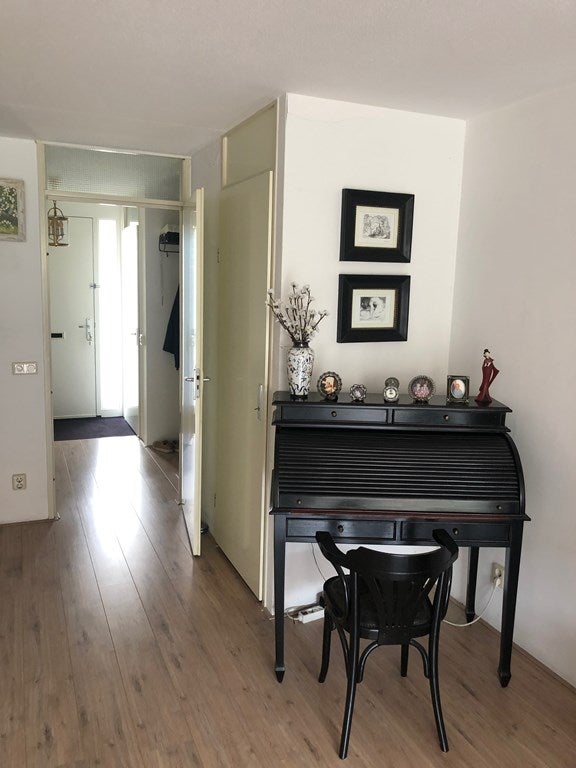 Tussenwoning te koop: Socrateshof 3, Huizen