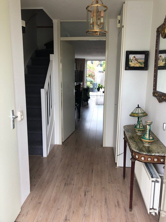 Tussenwoning te koop: Socrateshof 3, Huizen