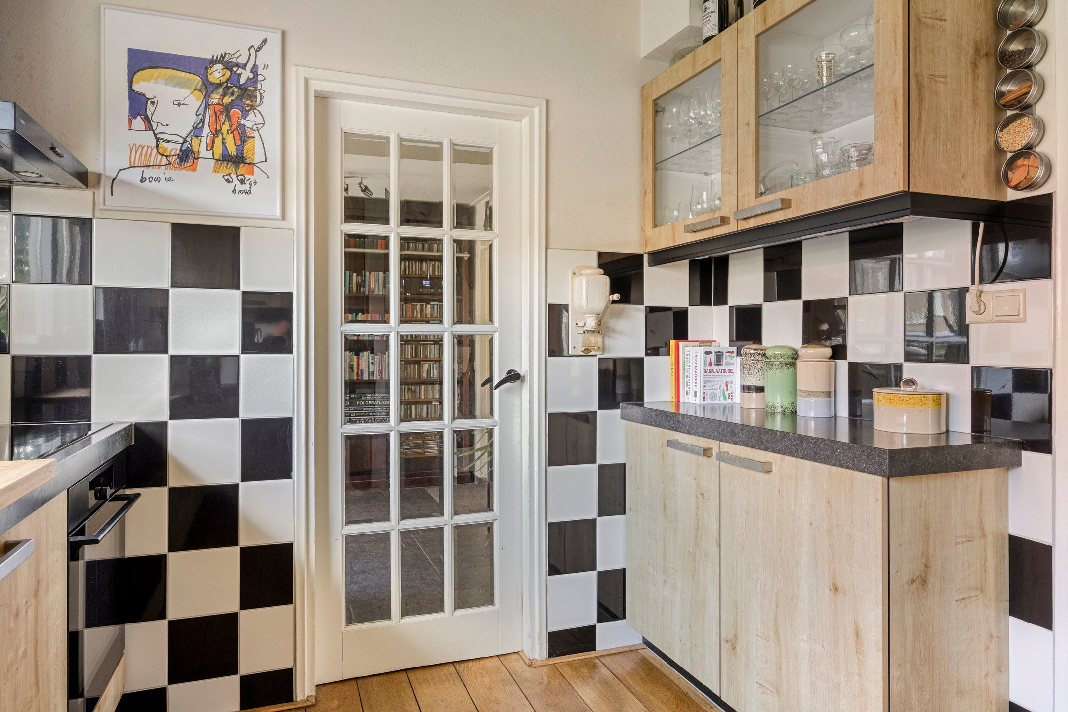 Vrijstaande woning te koop: Van Panhuyslaan 42, Leek