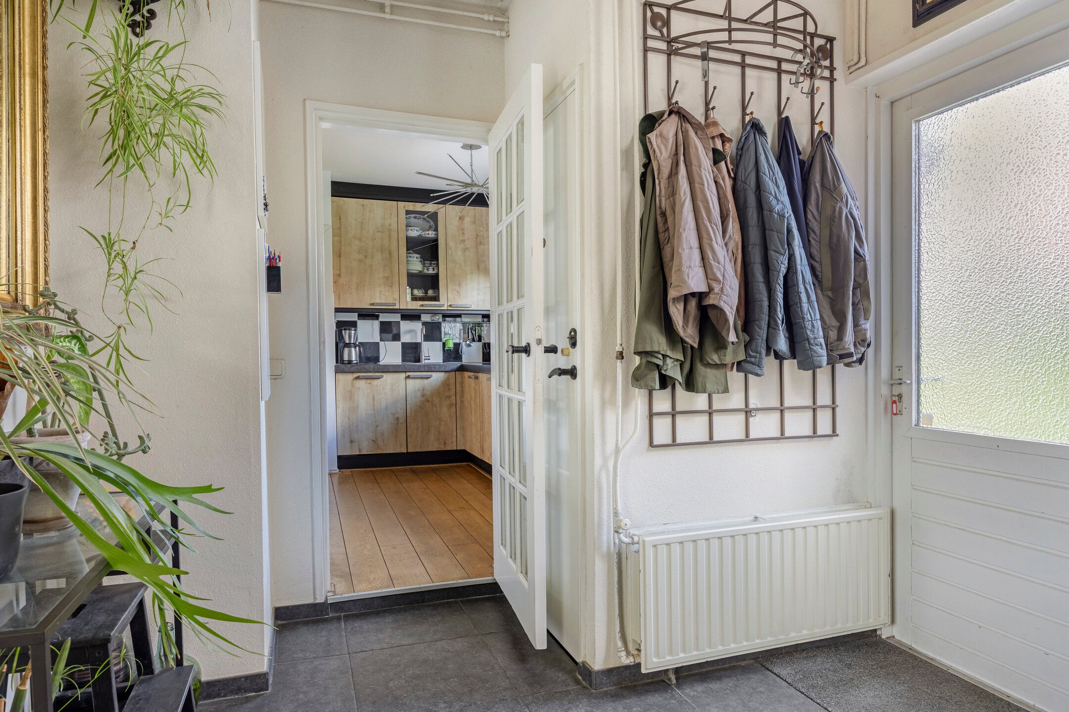 Vrijstaande woning te koop: Van Panhuyslaan 42, Leek