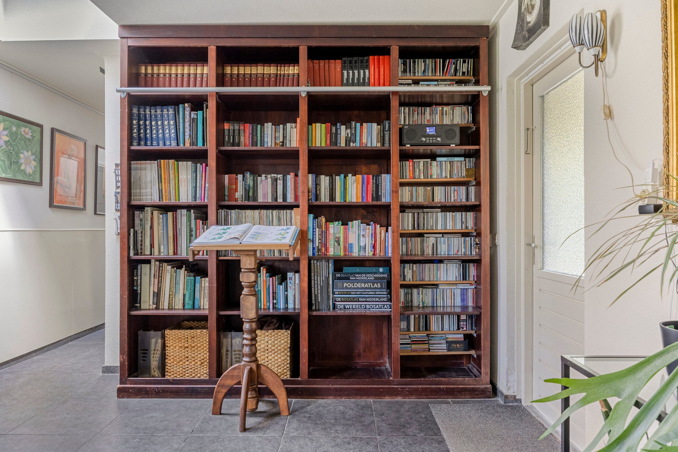 Vrijstaande woning te koop: Van Panhuyslaan 42, Leek