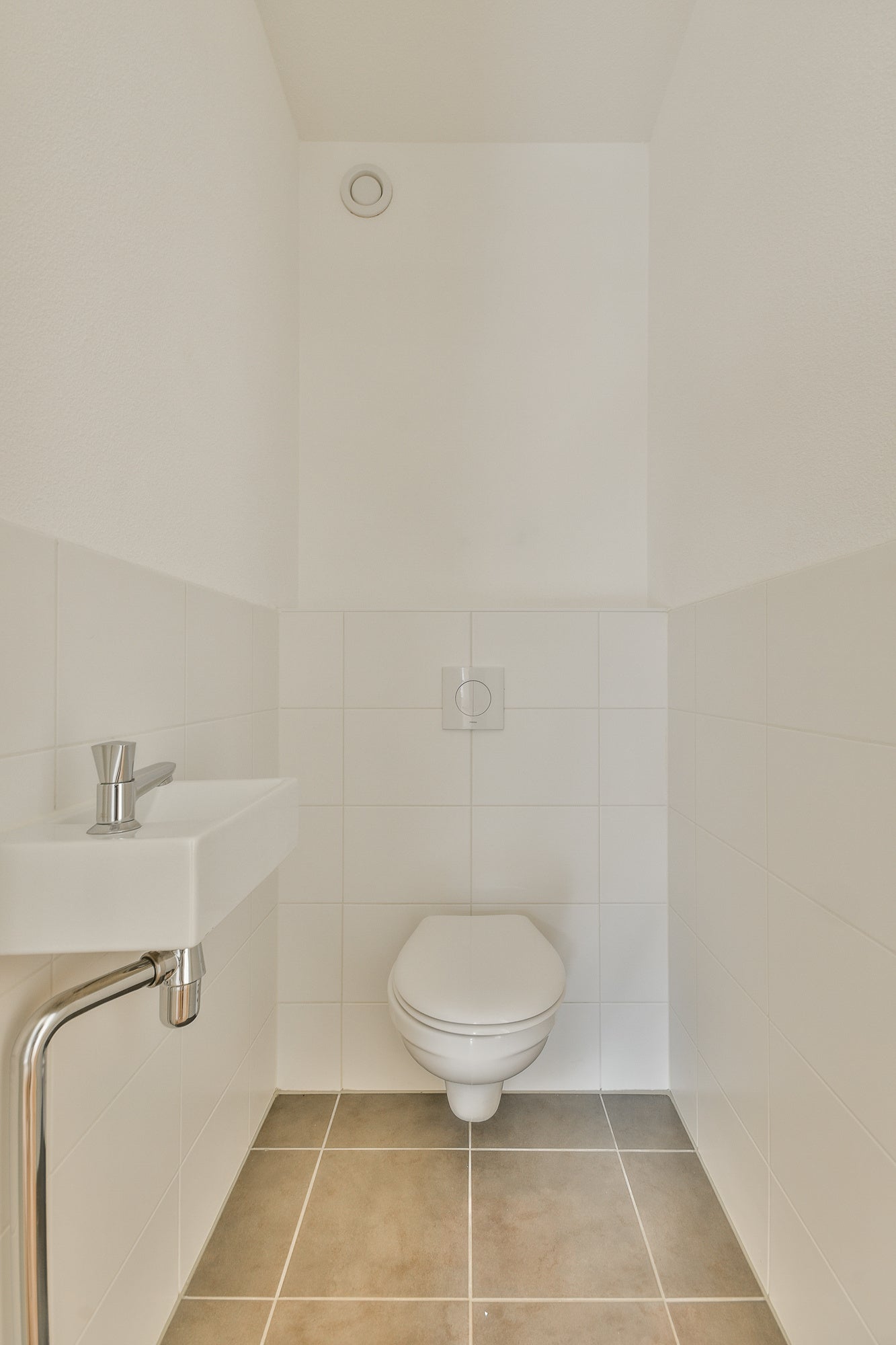 Appartement te huur: Waldorpstraat 584B, 'S-Gravenhage