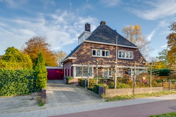 Huis Dr.v.d.Hoevenlaan 21 in Eefde