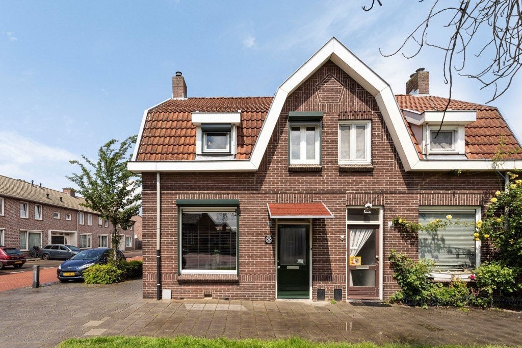 Huis Prins Bernhardstraat in Roermond