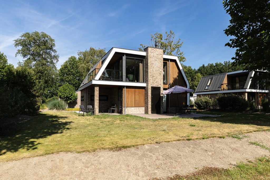 Huis Spijkweg 15 252 in Biddinghuizen