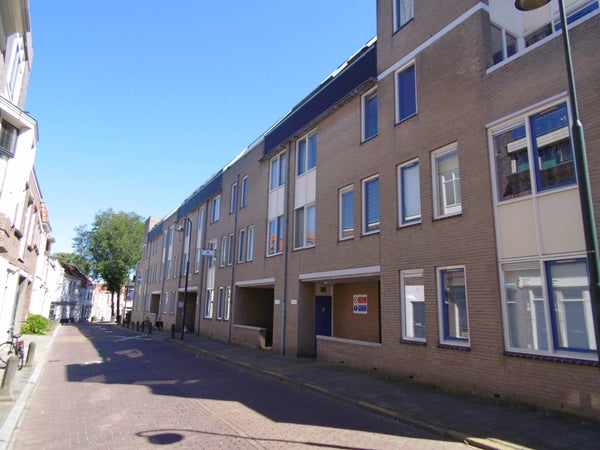 vrije-sector-woningen te huur op Lange Noodgodsstraat