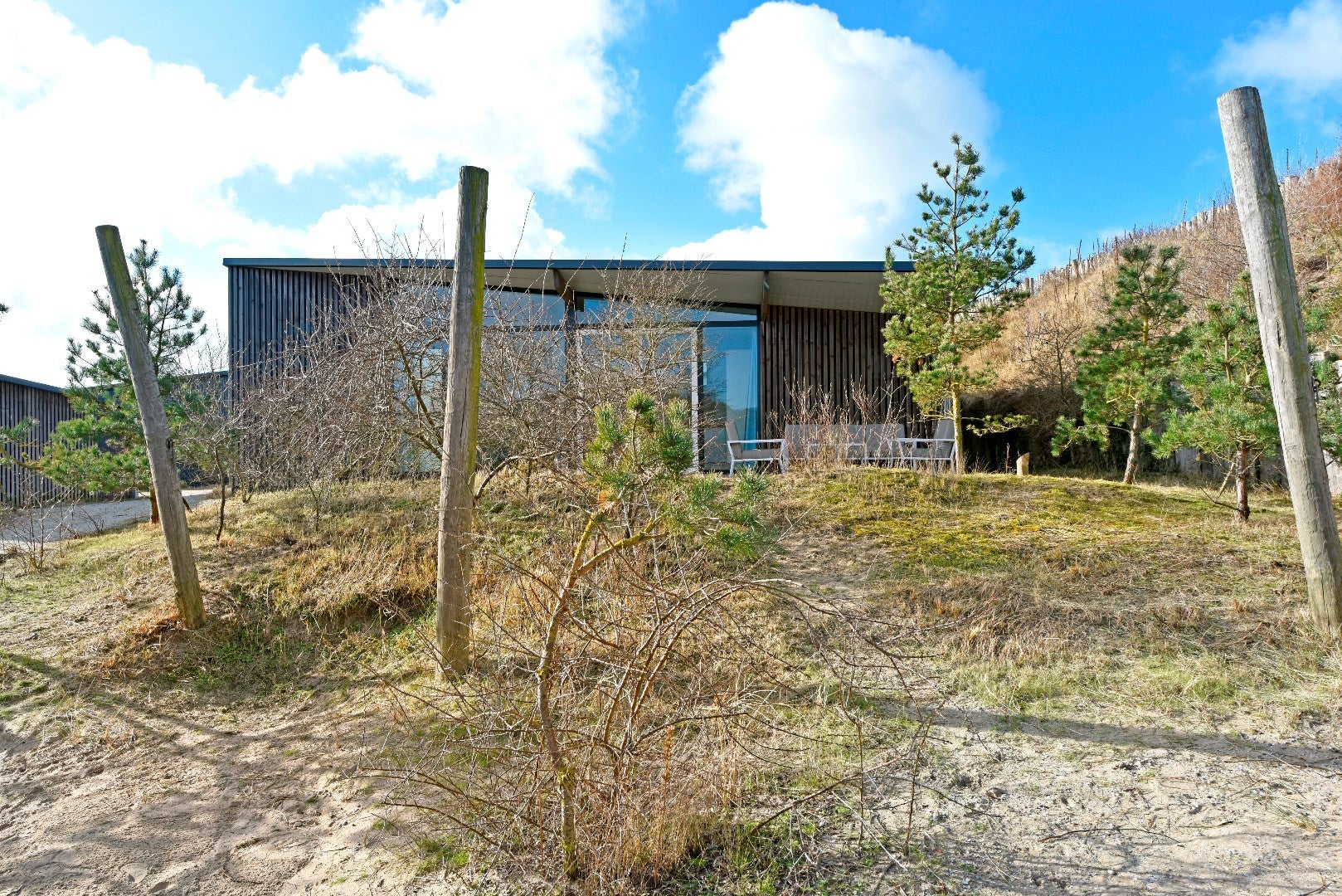 Huis Zeeweg 97 in Overveen