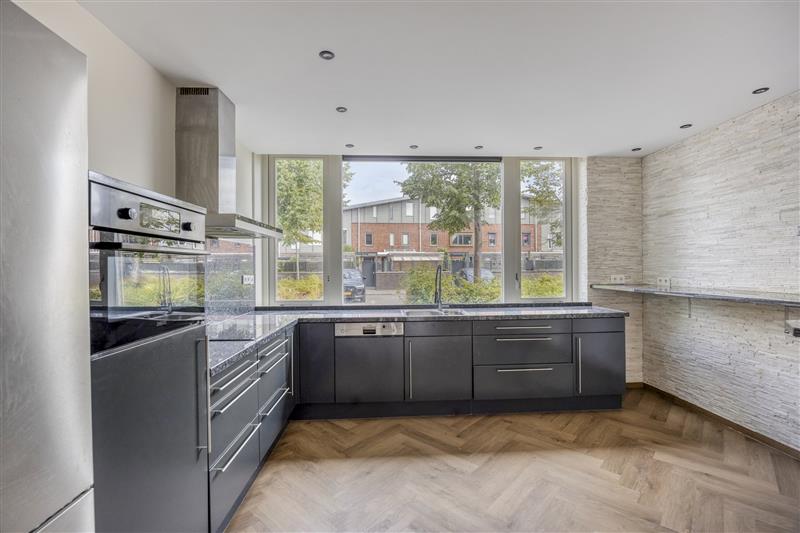 Tussenwoning te koop: Strandfontein 16, Purmerend