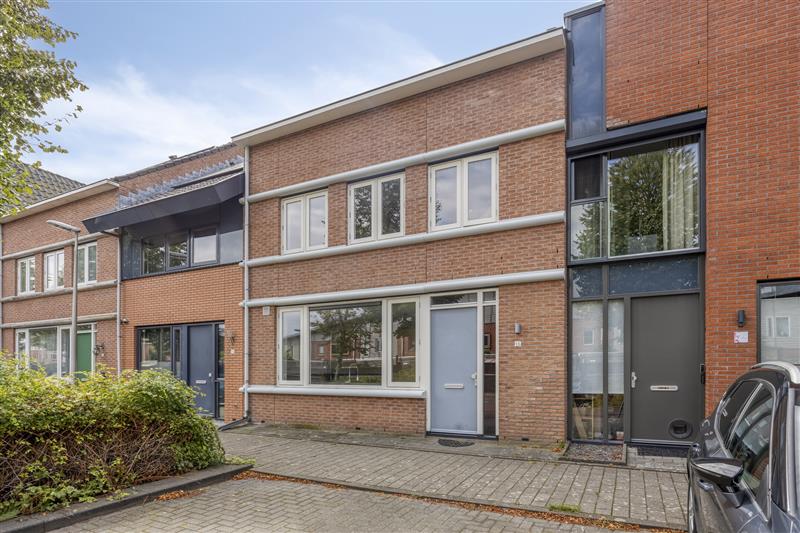 Tussenwoning te koop: Strandfontein 16, Purmerend